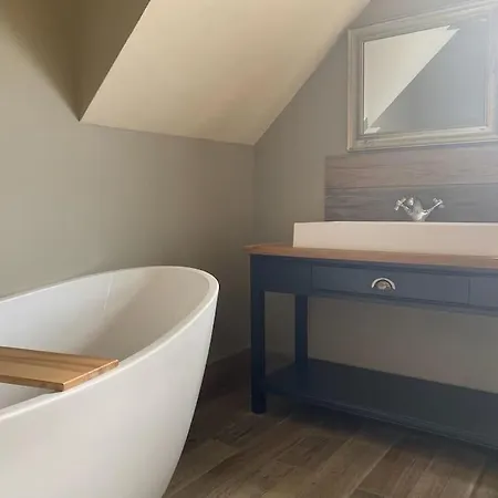 The Annex: 2 Bedroom Cottage, Countryside, Peaceful Getaway With Garden 이징올드