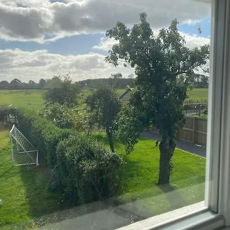 The Annex: 2 Bedroom Cottage, Countryside, Peaceful Getaway With Garden Easingwold