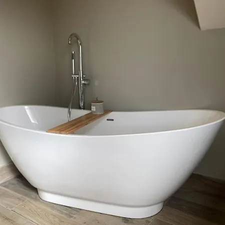 펜션 The Annex: 2 Bedroom Cottage, Countryside, Peaceful Getaway With Garden 이징올드