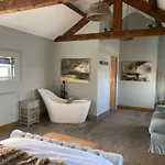 The Annex: 2 Bedroom Cottage, Countryside, Peaceful Getaway With Garden *